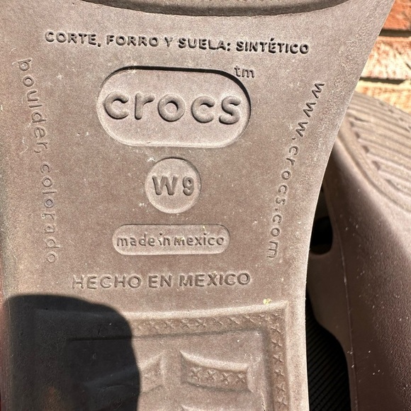 Crocs Brown Patricia Wedge Sandals Women’s 9 Slip On Comfortable Wedge Straps - Picture 8 of 8